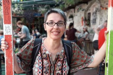 Hódosy Annamária dedikál