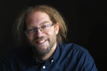 Varró Dániel dedikál