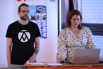 Sajtótájékoztató