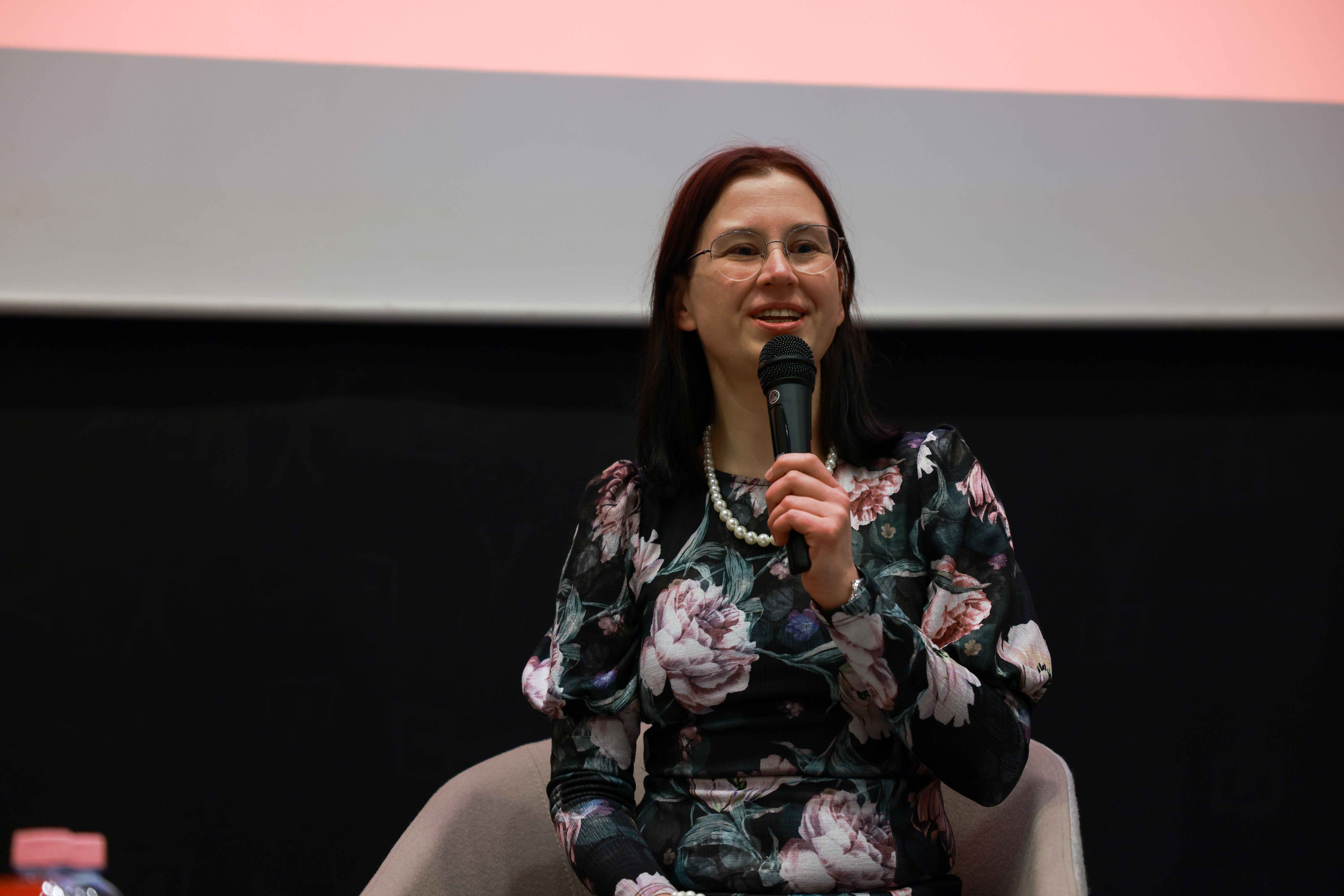 Petneki Noémi: A szabadság útjai